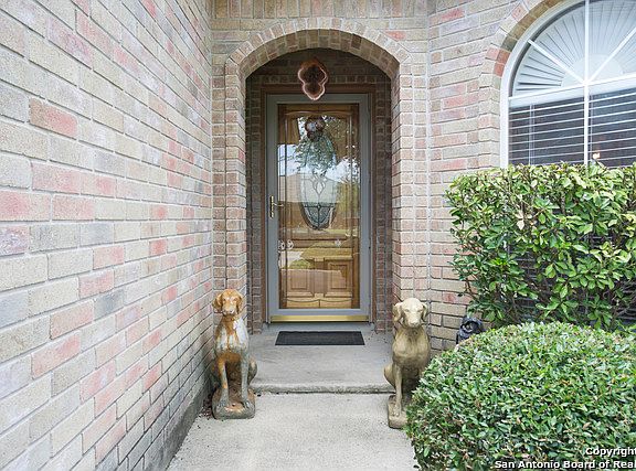 3rd image of 120 Margo St