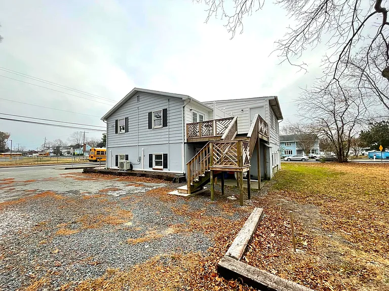 1200 Emerson Ave #C — Photo 9
