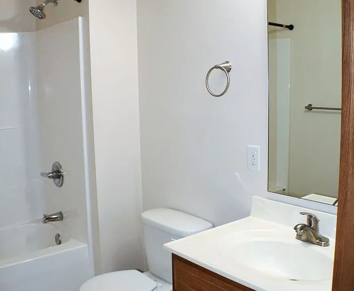 510 Pond View Dr #301 — Photo 16