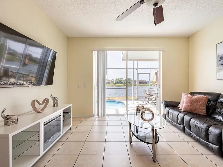 2139 Mallard Creek Cir — Photo 17