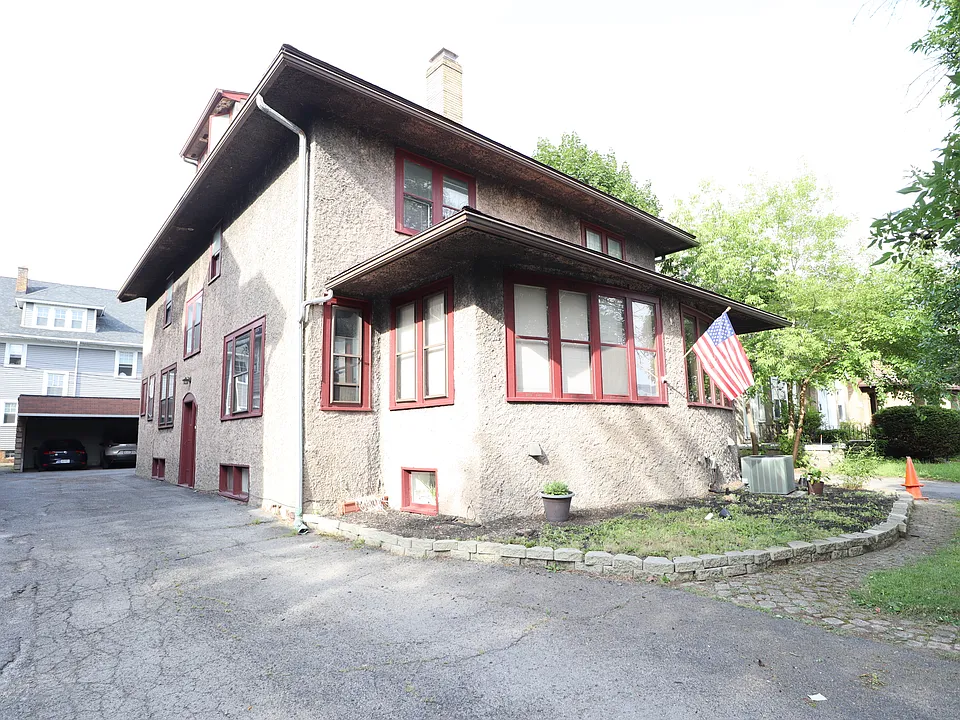 1696 East Ave