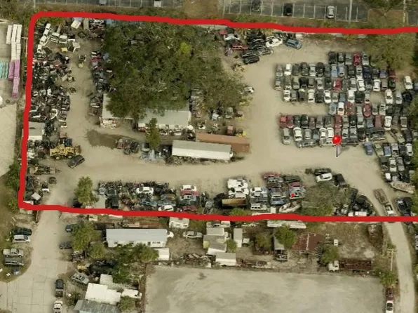 3233 Pine Lawn Ave, Tampa, FL 33619