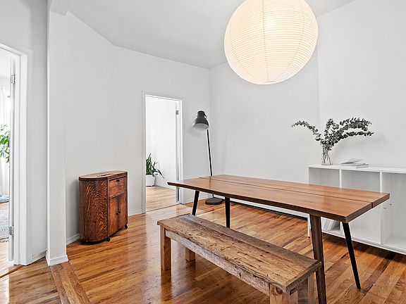 5th image of 343A Tompkins Ave #2