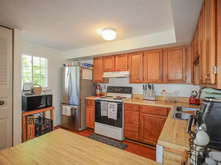 12501 Starfire Ct — Photo 4
