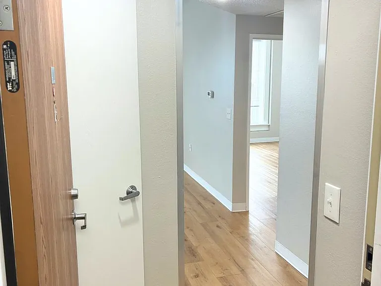 Vibrant City Living at Tower Lofts, Sidney — Photo 65