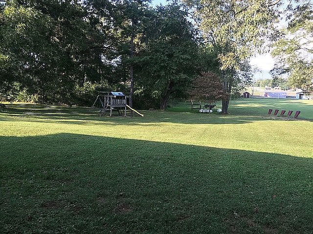2nd image of 506 Cedar Ln