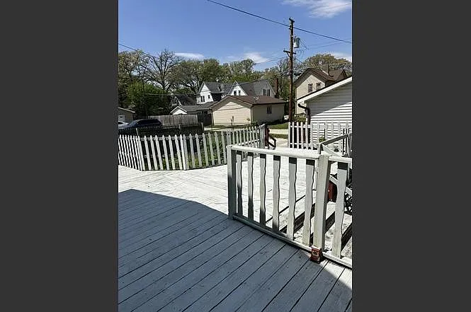 212 W Washington St — Photo 14