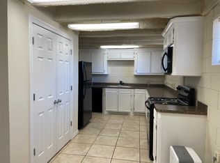 729 E Commerce St APT 2, Altus, OK 73521