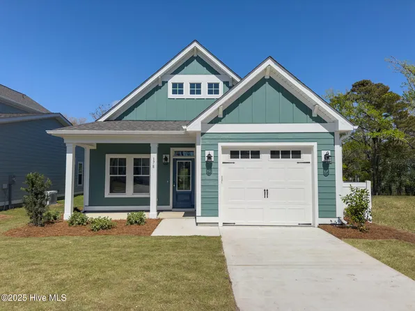 178 Pine View Boulevard, Beaufort, NC 28516