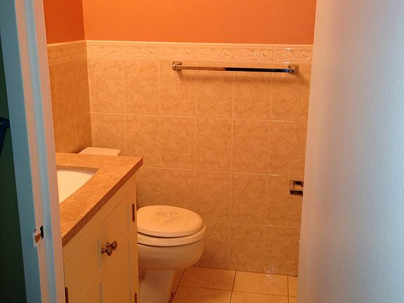 2nd image of 29 Adrian Ave APT A3