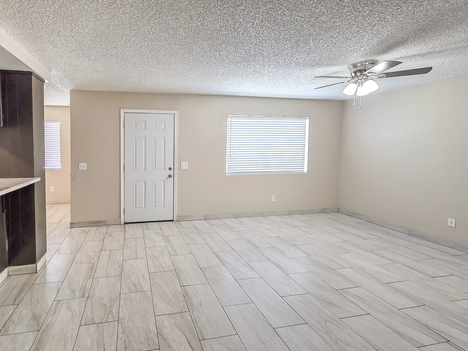 2 bed, 900 sqft, $1,475 — Photo 4