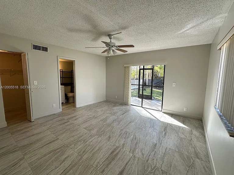 3162 Coral Springs Dr #4 — Photo 20