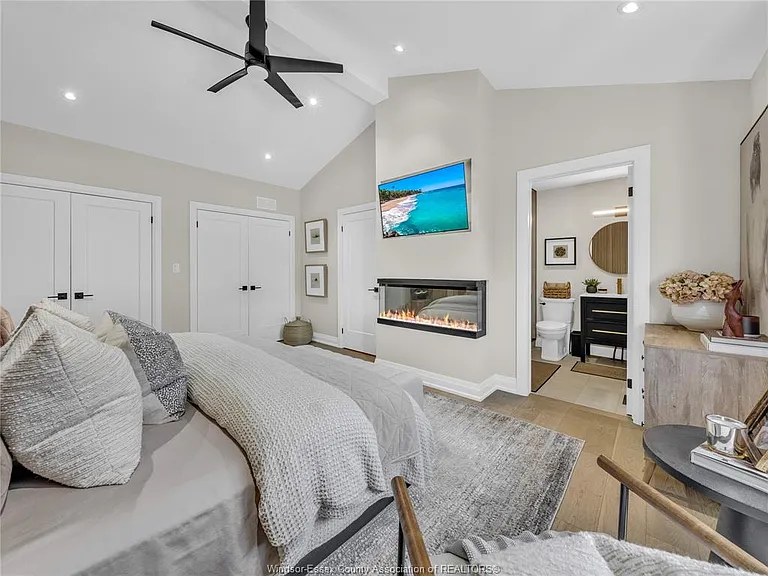 3949 Riverside Dr E #14 — Photo 10