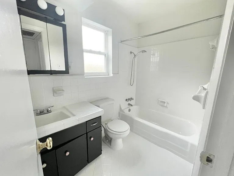 4811 Live Oak St — Photo 18
