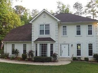 220 Hamilton Dr, Newnan, GA 30263