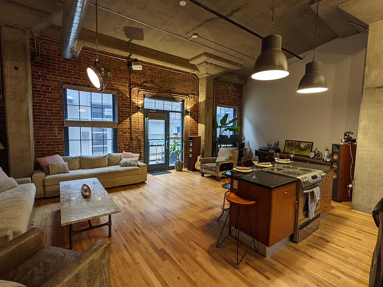 2500 Walnut St #111 — Photo 1