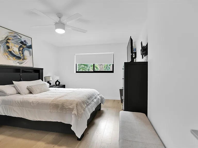 1035 Boca Cove Ln — Photo 48
