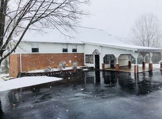 5 Oak Ln, Mechanicsburg, PA 17050