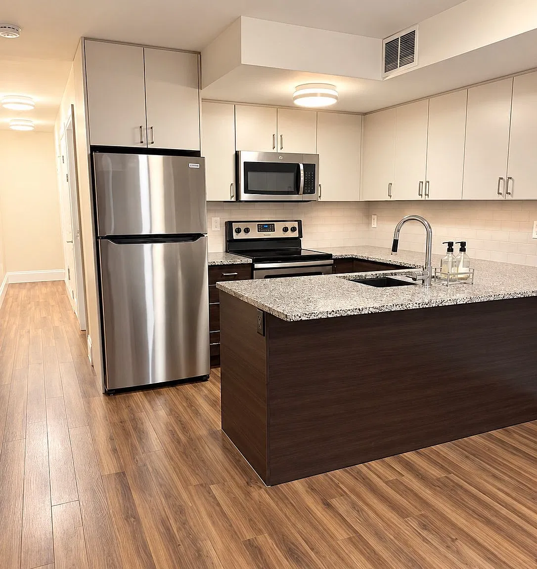 2 bed, $2,400 — Photo 3