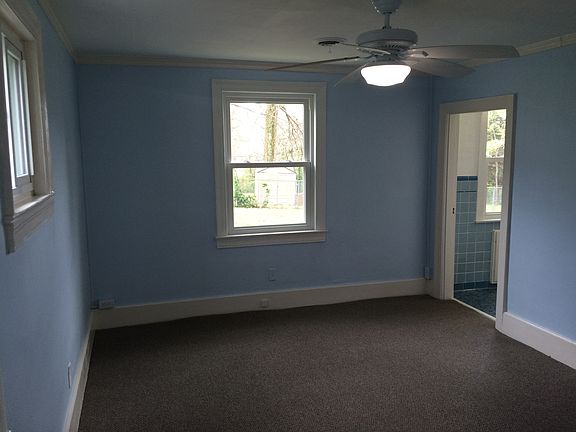 4th image of 1853 Primrose Ave
