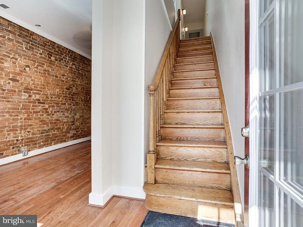 3218 E Baltimore St — Photo 2