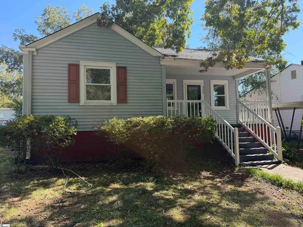 155 White Oak Rd, Spartanburg, SC 29301