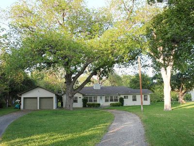 246 Guadalupe River Dr, Seguin, TX, 78155