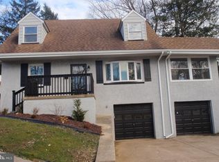 1342 Valley Rd, Woodlyn, PA 19094