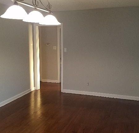 3rd image of 1405 Adonna Ln