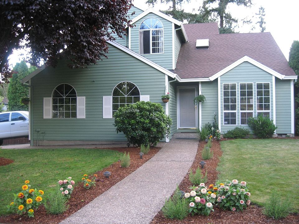 1st image of 5279 SE Pine St