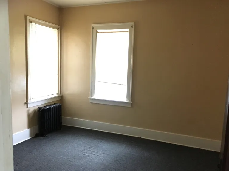 149 Devonshire Ct — Photo 7