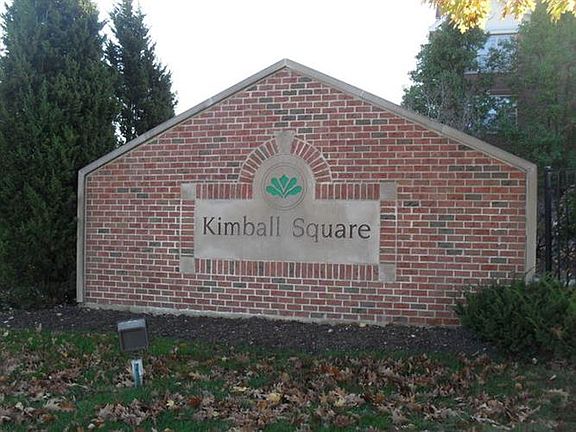 2nd image of 3100 Town Square Dr Unit 305