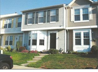 10 E Galloway Ct, Newark, DE 19711