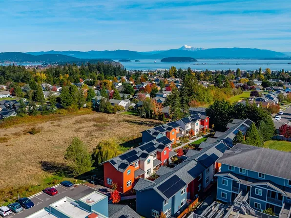 3509 D Avenue #B1, Anacortes, WA 98221