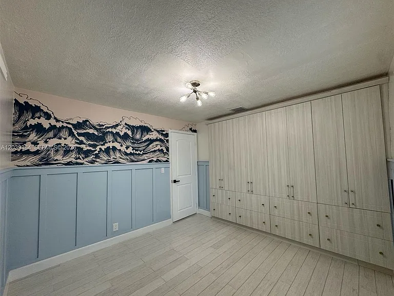 2181 SW 50th Ave — Photo 12