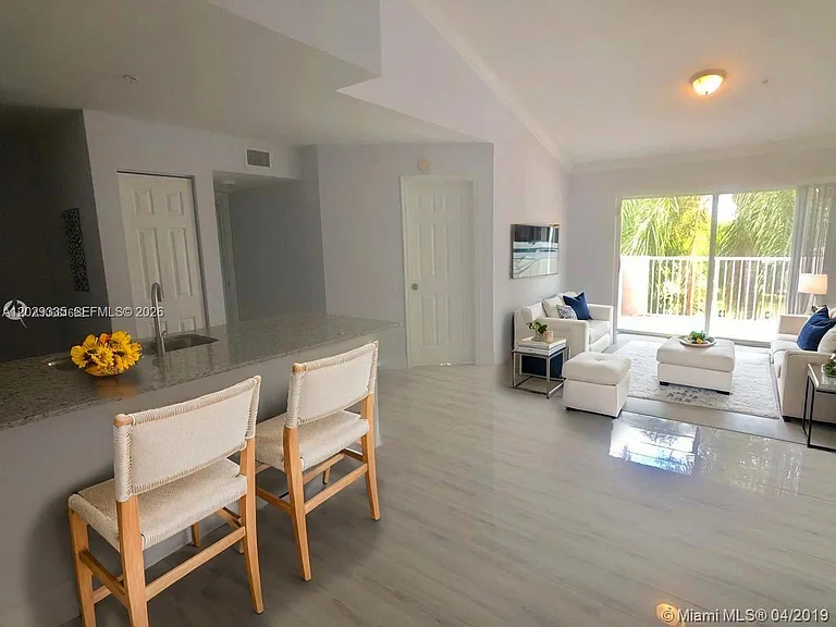 11155 SW 5th Pl #306 — Photo 2