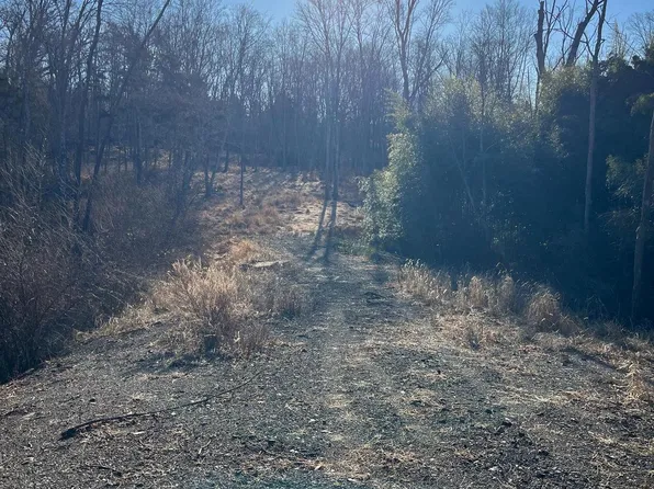 21 Cepp Rd, Perkiomenville, PA 18074