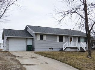 410 Goode St, Bloomfield, IA 52537