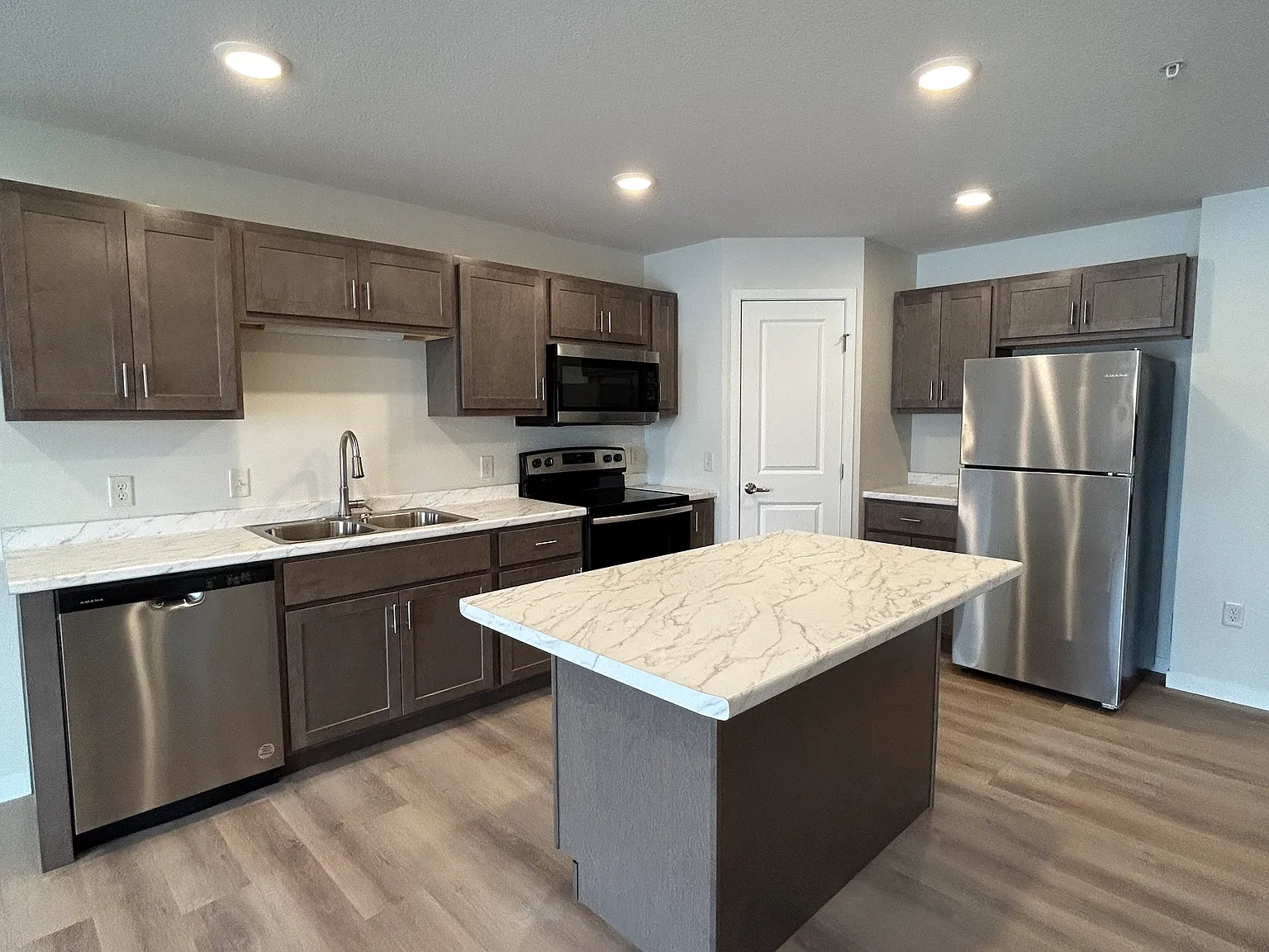 Clearwater Residential Suites — Photo 4