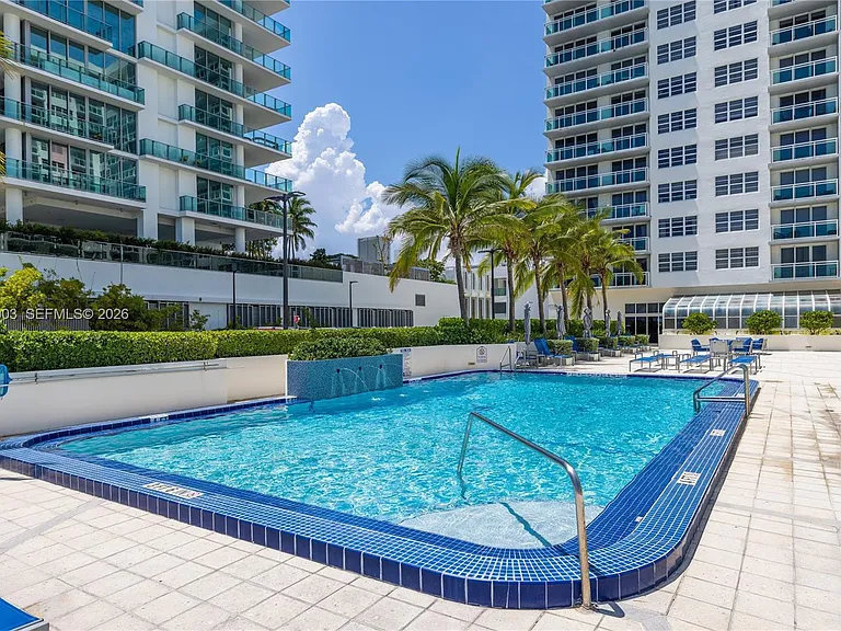 6917 Collins Ave #1404 — Photo 20