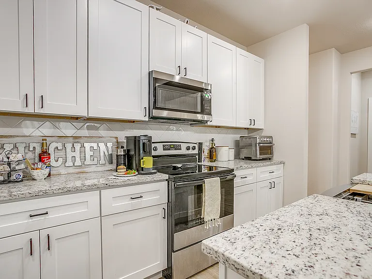 5626 Barkridge Dr — Photo 19
