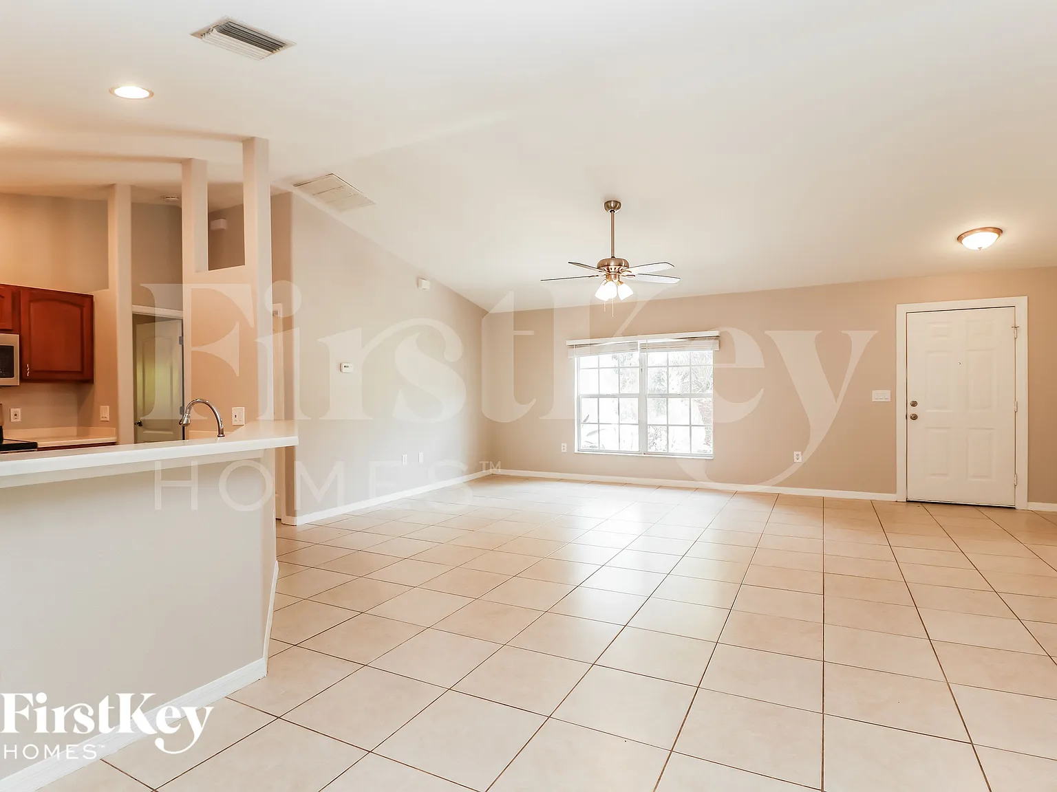 3 bed, 2.0 bath, 1562 sqft, $1,625 — Photo 4