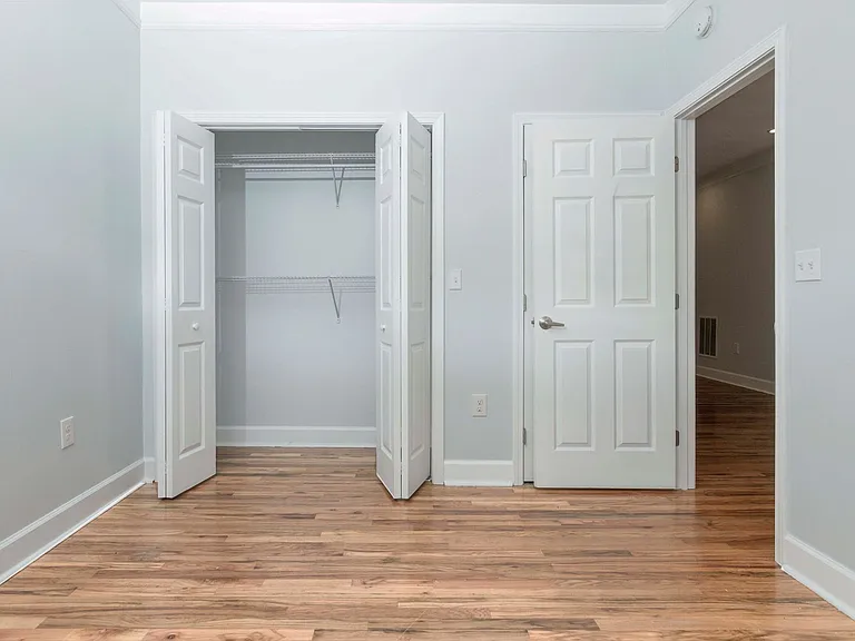 2594 Watkins St NW — Photo 5