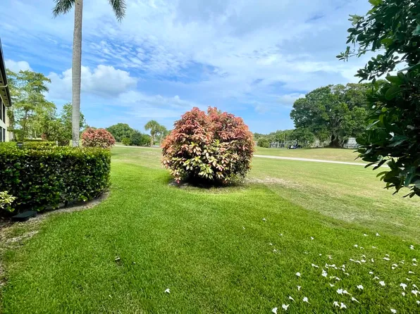 1501 Pinecrest Circle #E, Jupiter, FL 33458