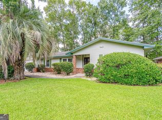 10 Barrington Cir, Savannah, GA 31419