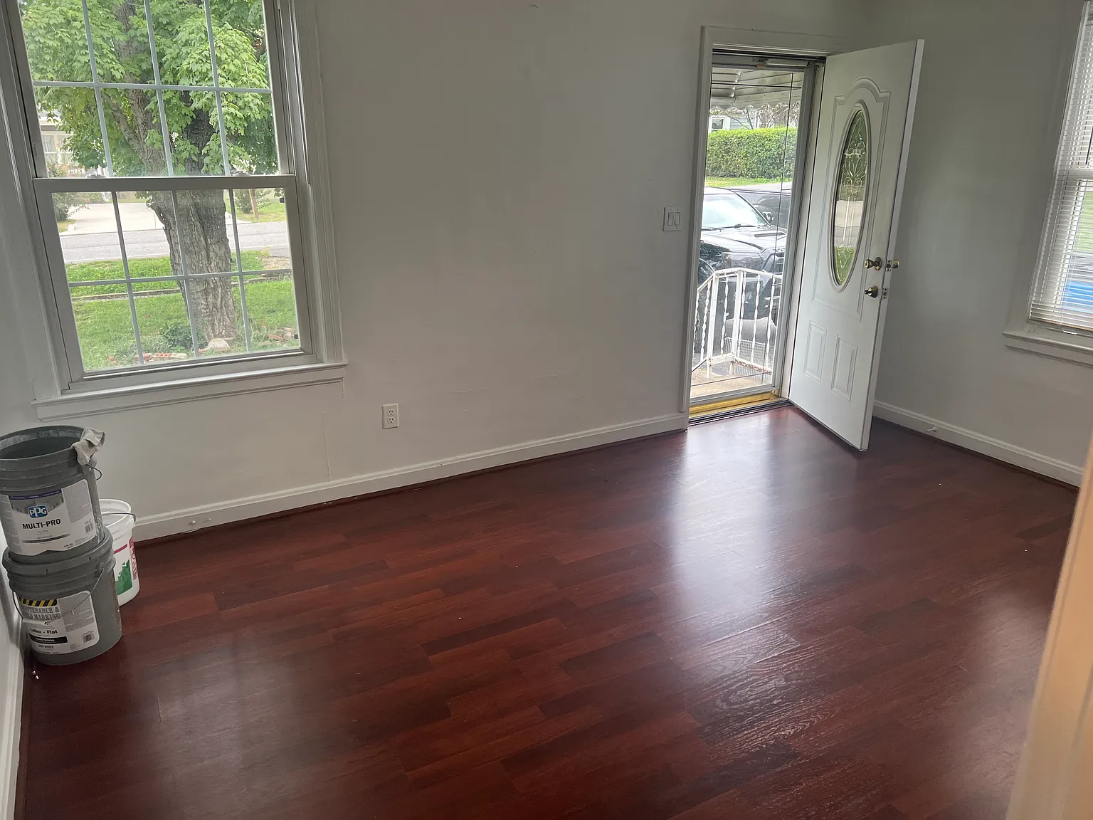 3001 Louise Dr — Photo 4