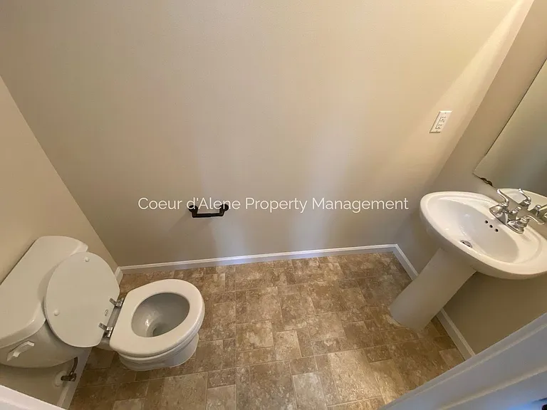 7837 N Holyoke Loop — Photo 7