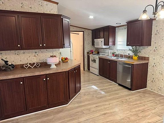2nd image of 15203 Paradise Cove Dr
