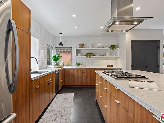 5th image of 9022 W 24th St