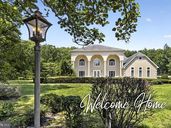 822 E Harlequin Dr, Absecon, NJ 08205